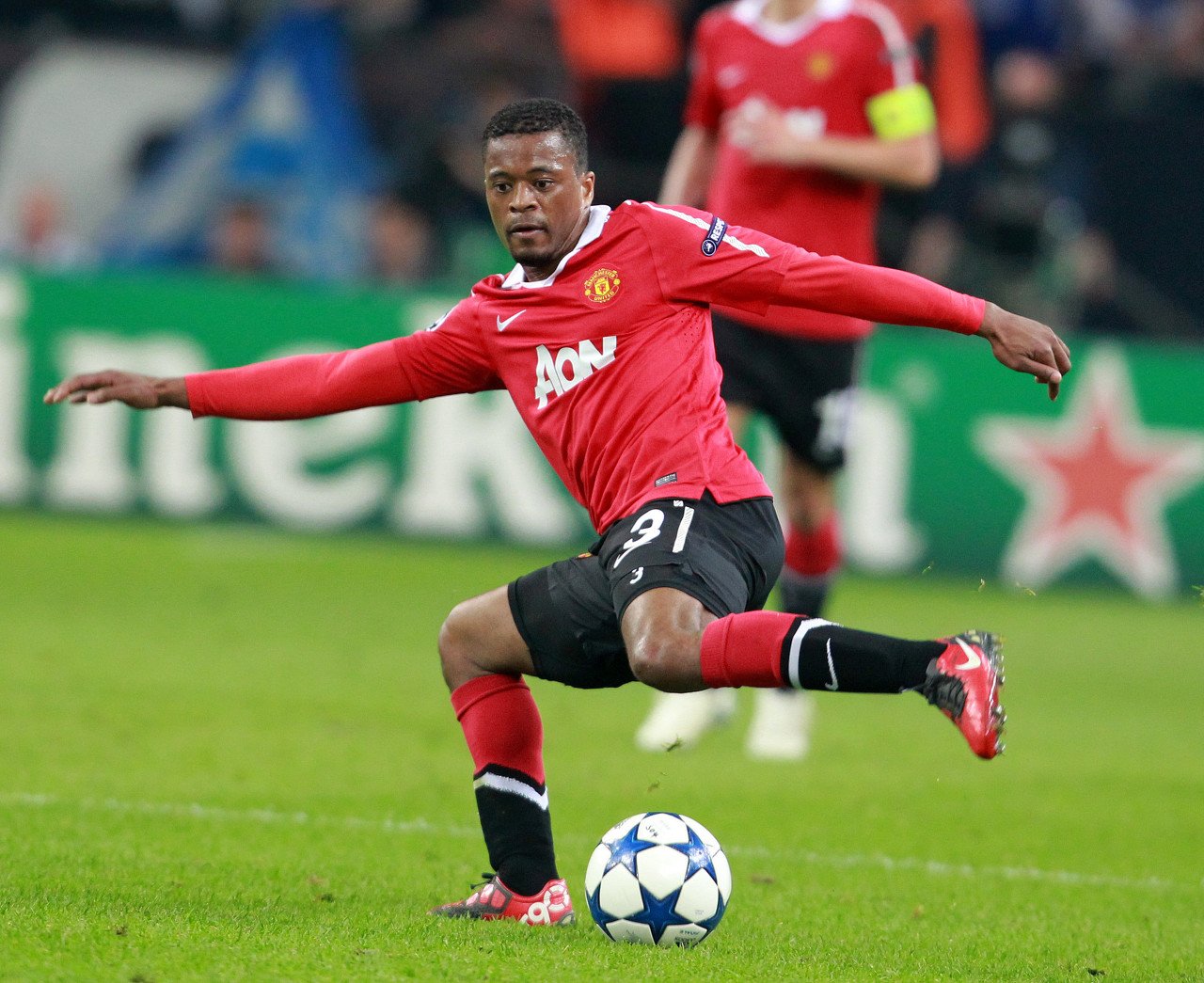 逾2万亿元逆回购到期 央行多举措调节流动性.